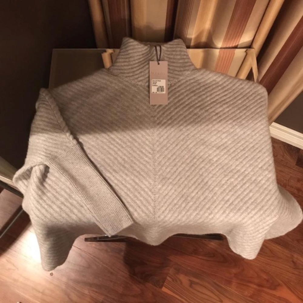 Cashmere cape